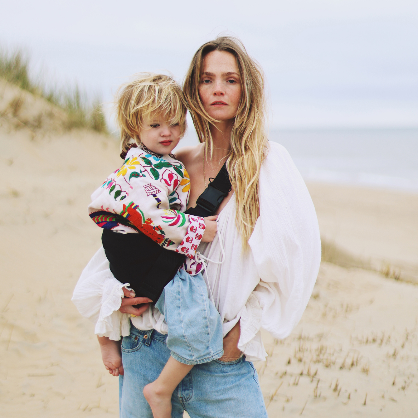 🔥 Last Day Sale Price | 👶 Comfy Toddler Carrier – Say Goodbye to Back Pain!